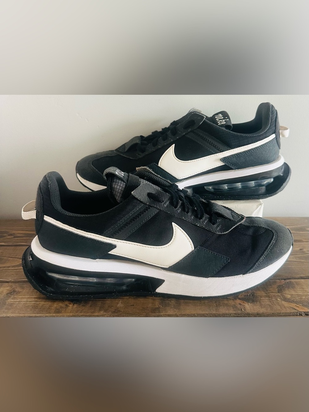 Nike Air Max Pre-Day Sneakers Black/White DC9402-001 Men’s Shoes Size 11.5